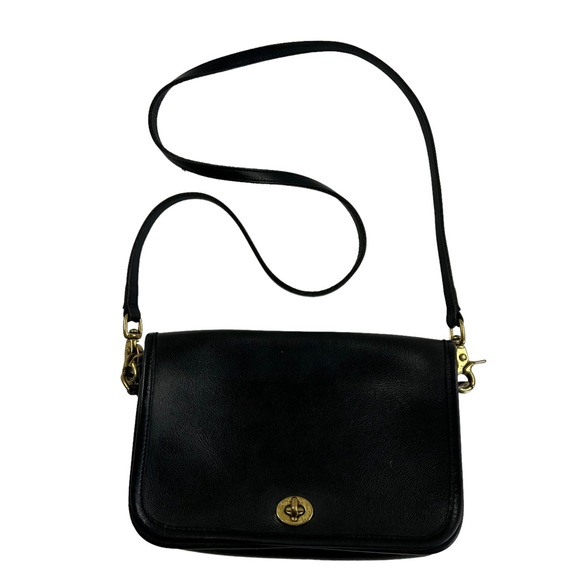 Coach Handbags - Vintage Coach Black Penny Pocket Purse Bag Crossbody 9755